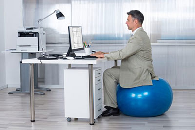 what-size-exercise-ball-for-sitting-at-desk